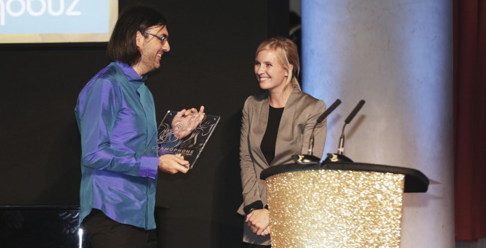 Alison Balsom presents Artist of the Year award to Leonidas Kavakos at the Gramophone Classical Music Awards 2014 © Ben Ealovega (1)_edited